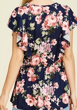 Load image into Gallery viewer, Floral ruffled Top
