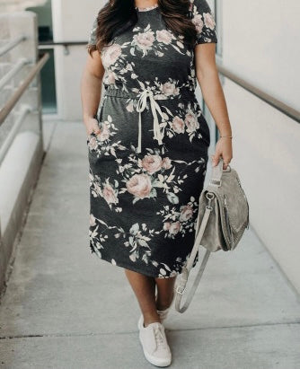 Short Floral Dress - Gray+